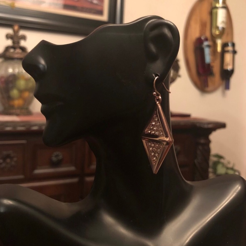 😁GUESS RGT Diamond Shaped Earrings with Crystals - Picture 5 of 5